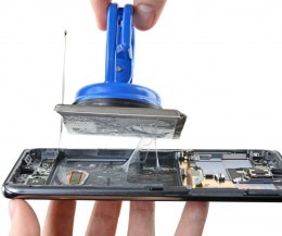 High-strength suction cups for screen repair iFixit2